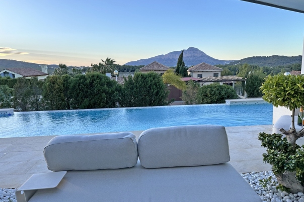 5 bed villa in Javea