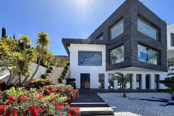 5 bed villa in Javea