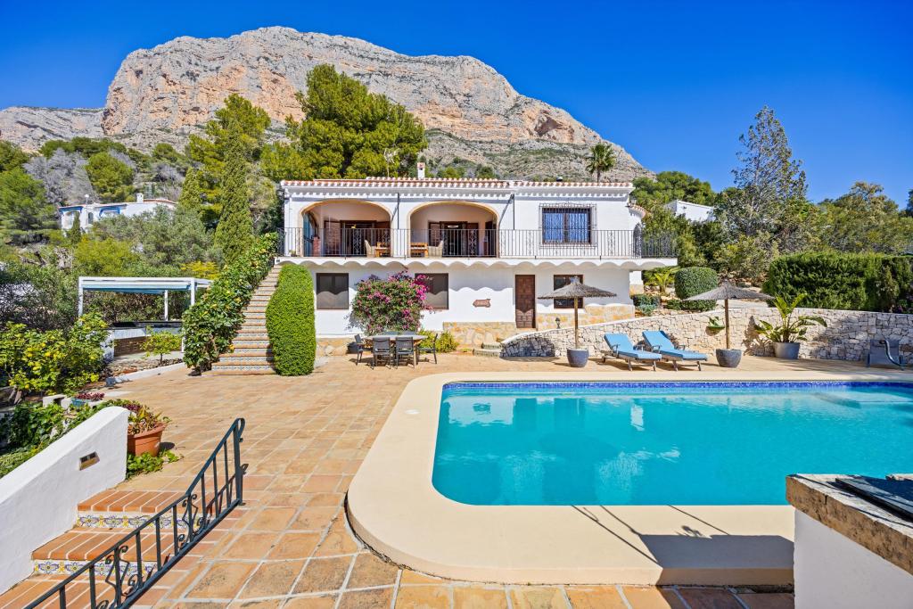 4 bed villas in Javea