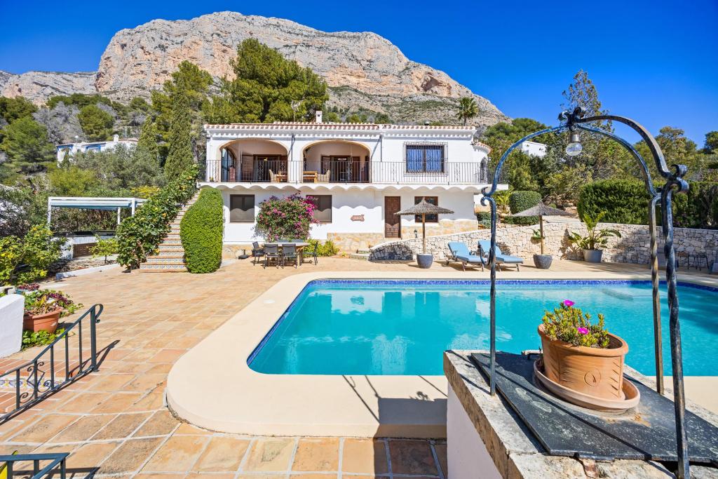 4 bed villas in Javea