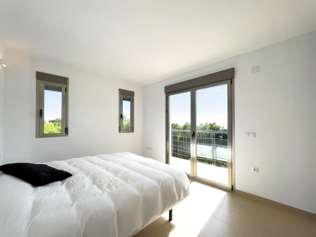 5 bed villa in Altea
