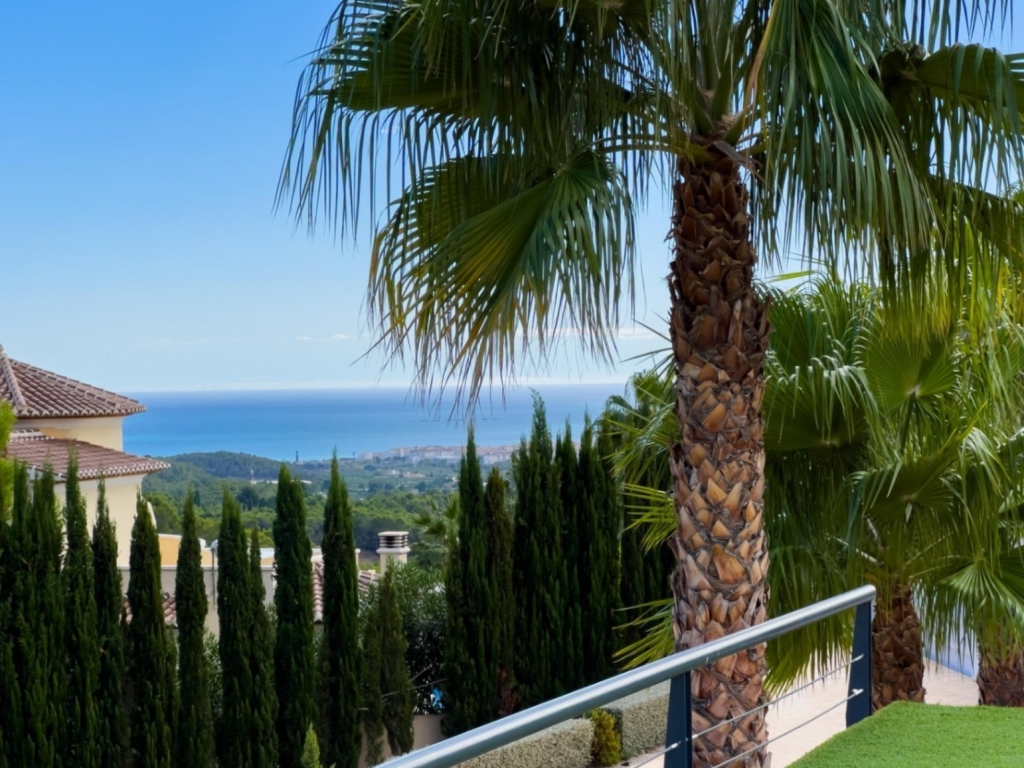 5 bed villa in Altea