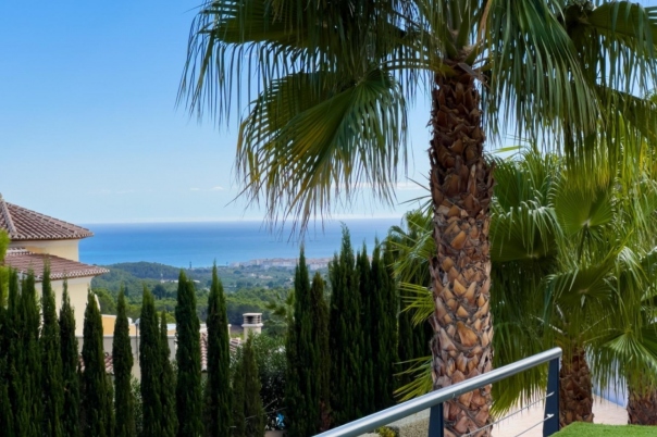 5 bed villa in Altea