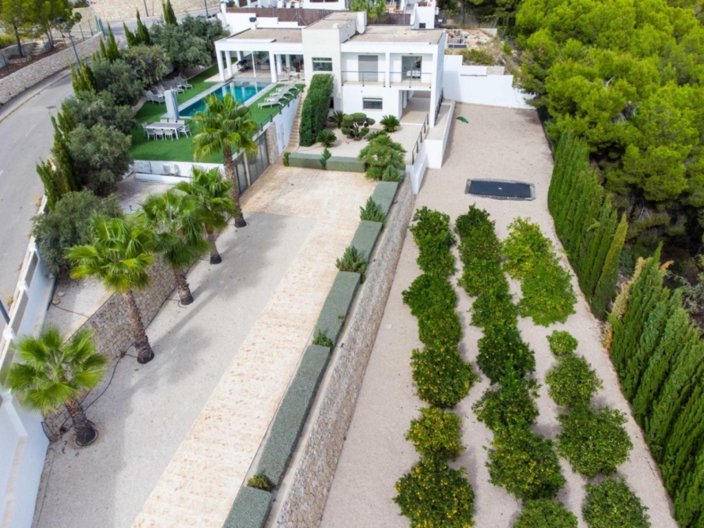 5 bed villa in Altea