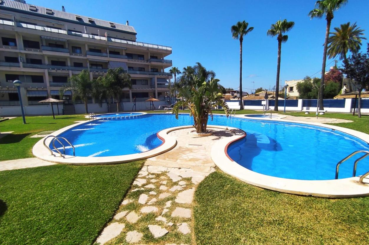 2 bed apartments - flats in Denia