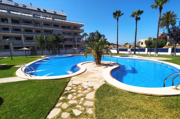 2 bed apartments - flats in Denia