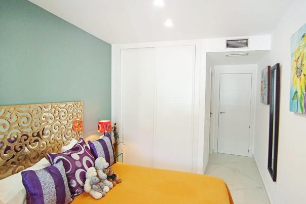2 bed apartments - flats in Denia