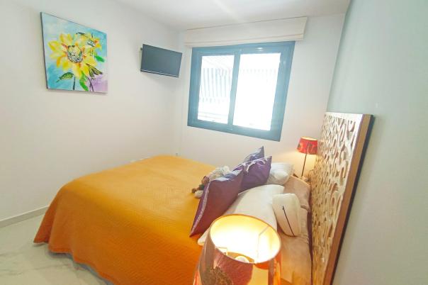 2 bed apartments - flats in Denia
