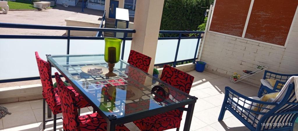 2 bed apartments - flats in Denia