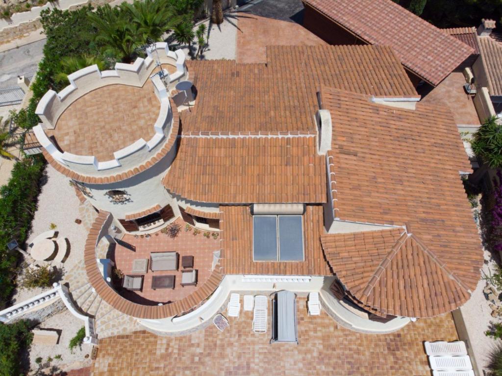 5 bed villa in Benitachell