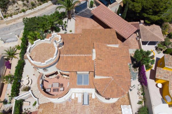 5 bed villa in Benitachell
