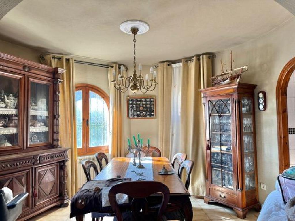 5 bed villa in Benitachell