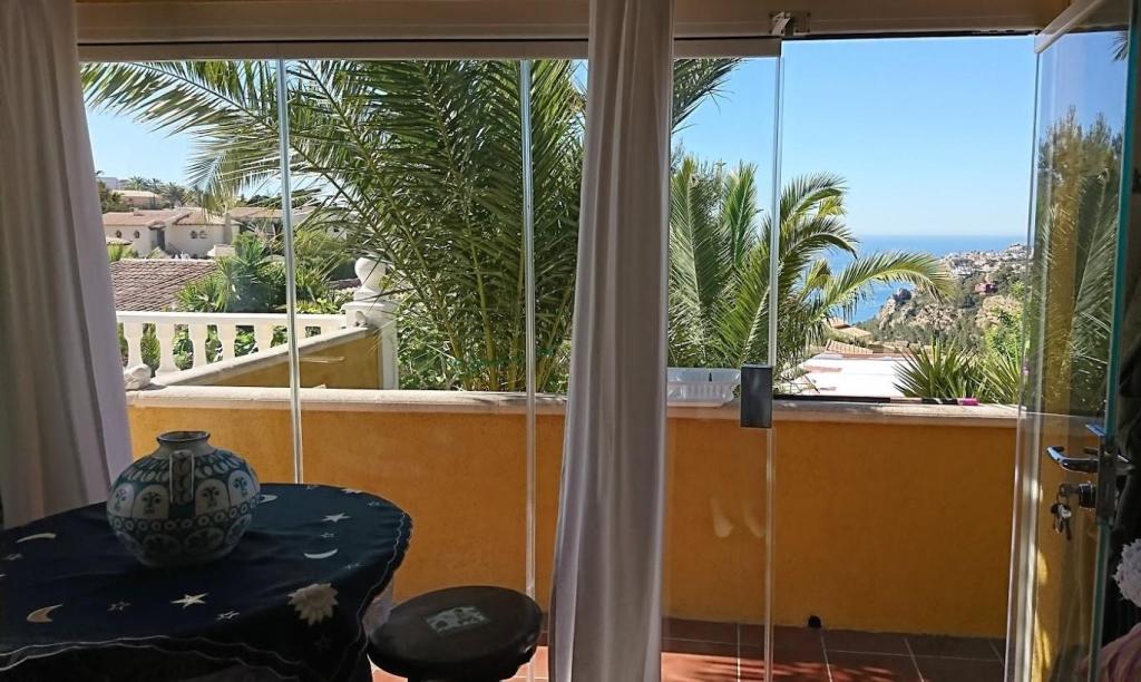 5 bed villa in Benitachell