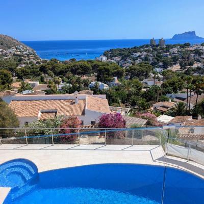 3 bed villas in Moraira