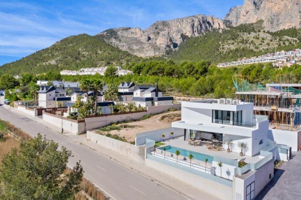 3 bed property in Polop