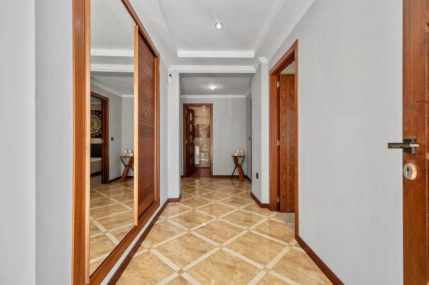 5 bed villa in Altea