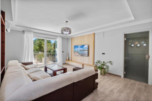 5 bed villa in Altea