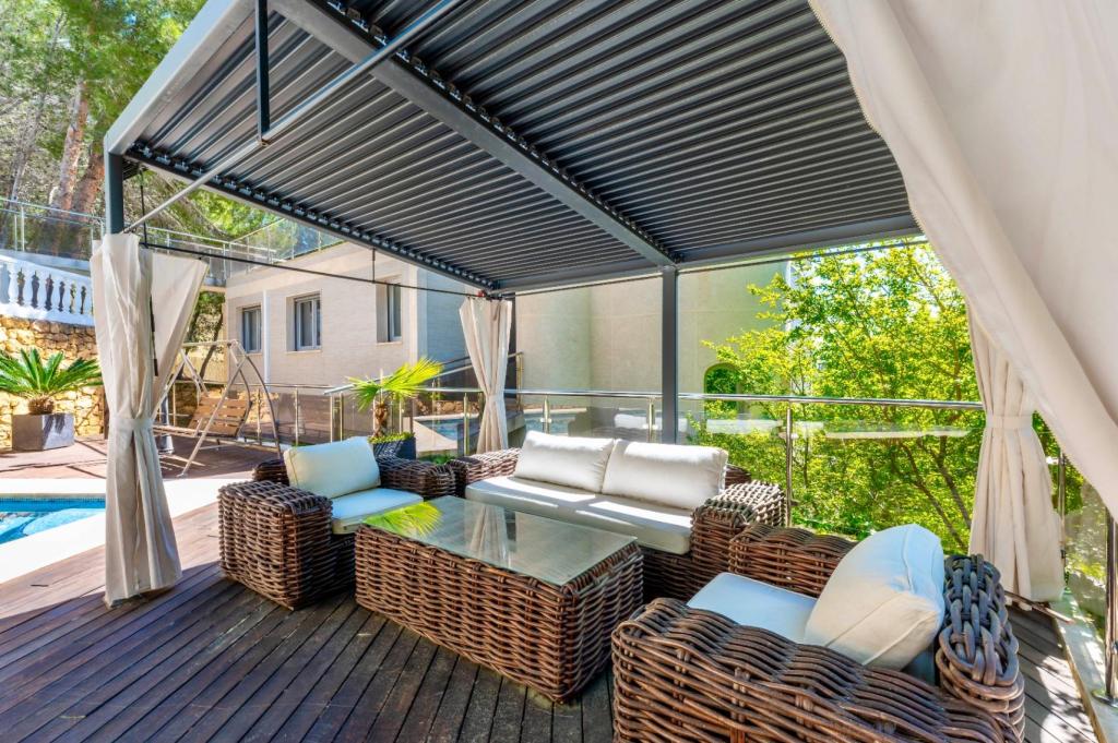 5 bed villa in Altea