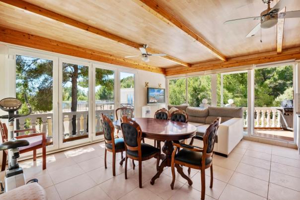 5 bed villa in Altea