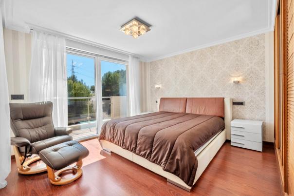 5 bed villa in Altea