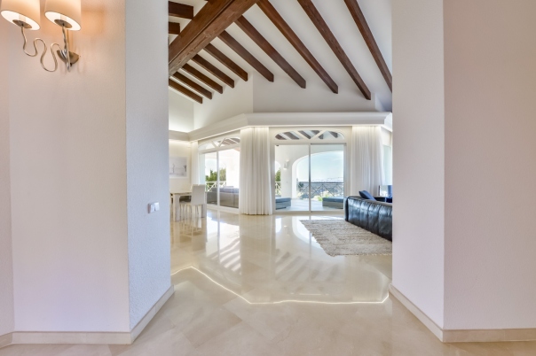 8 bed villa in Altea