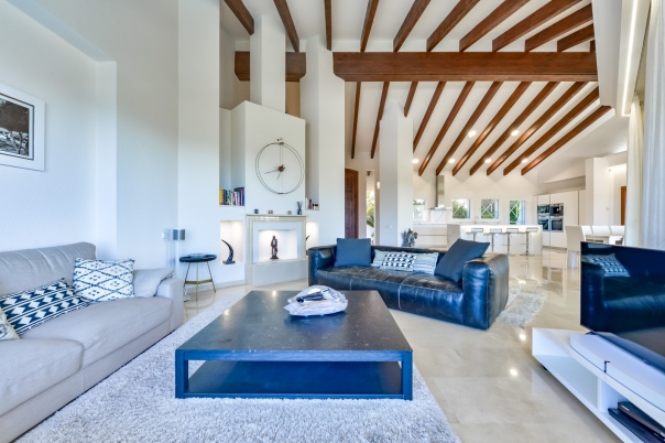 8 bed villa in Altea