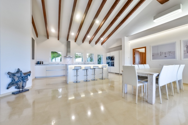 8 bed villa in Altea