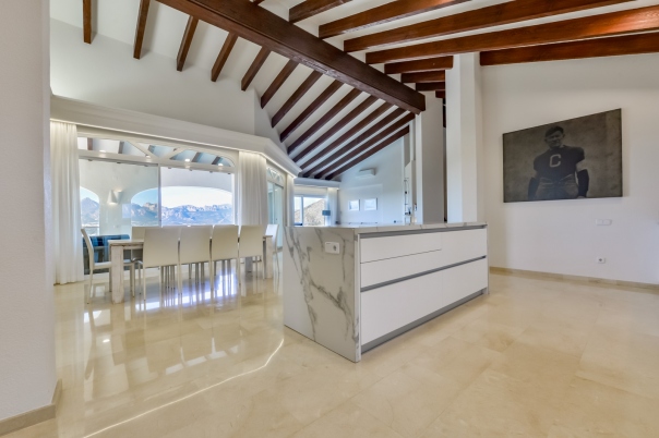 8 bed villa in Altea