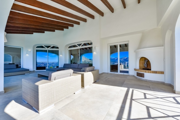 8 bed villa in Altea