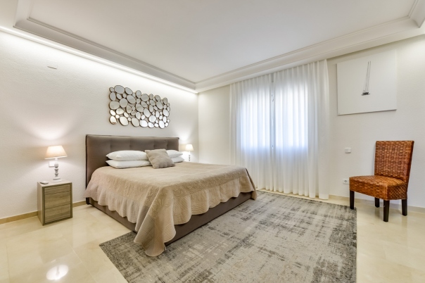 8 bed villa in Altea