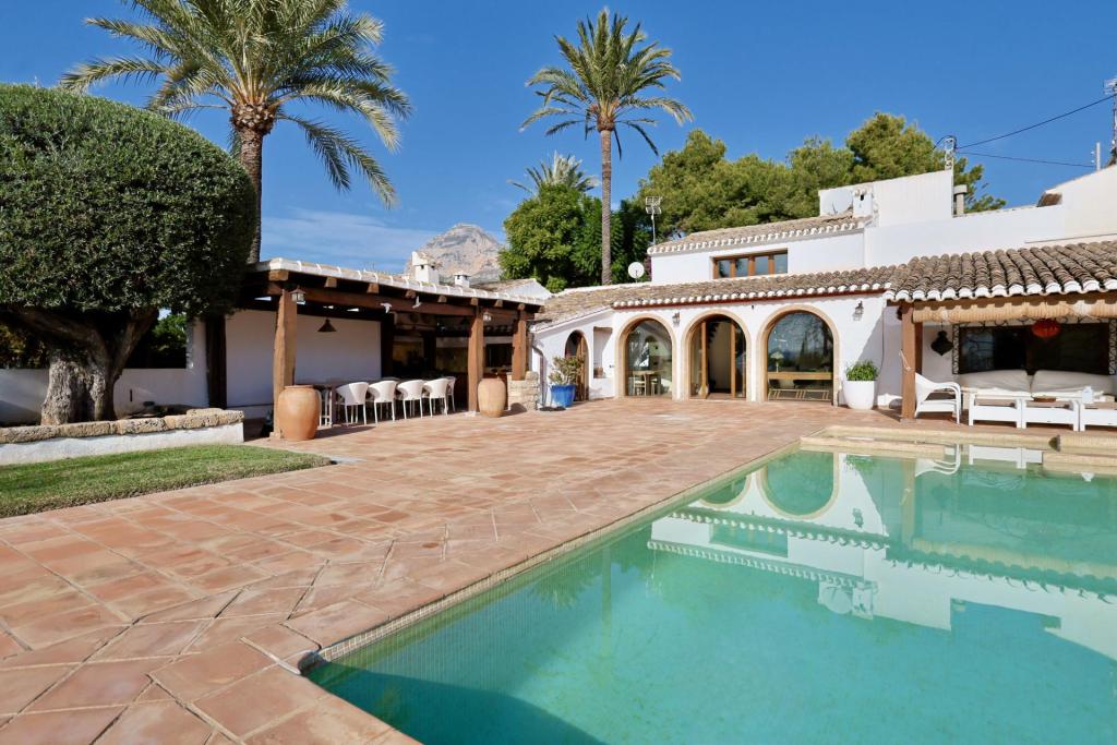 6 bed villa in Jávea