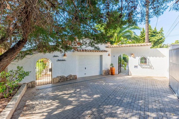 4 bed villas in Benissa