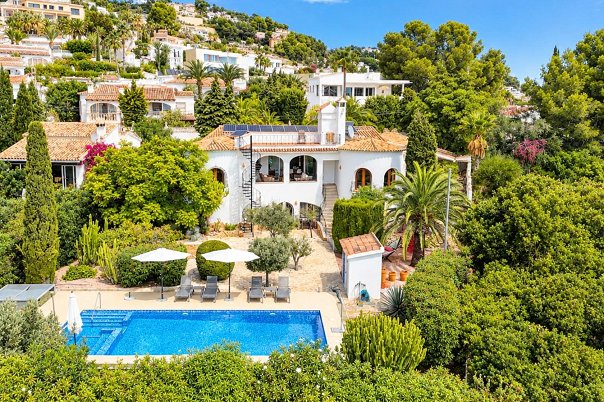 4 bed villas in Benissa