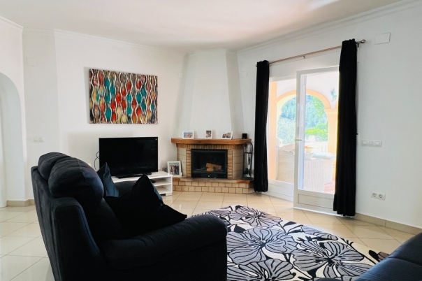 4 bed villa in Benitachell