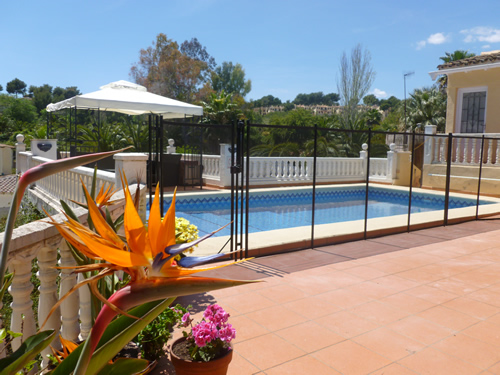 Neater Pool Safety Fence - Pool Fencing