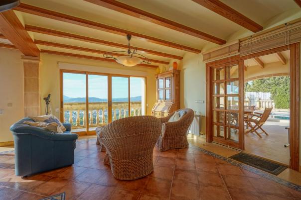 5 bed villa in Jávea