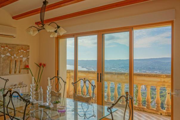 5 bed villa in Jávea