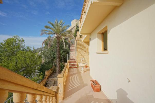 5 bed villa in Jávea