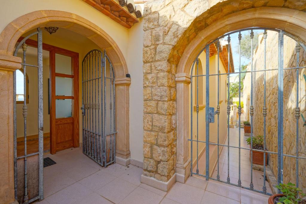 5 bed villa in Jávea