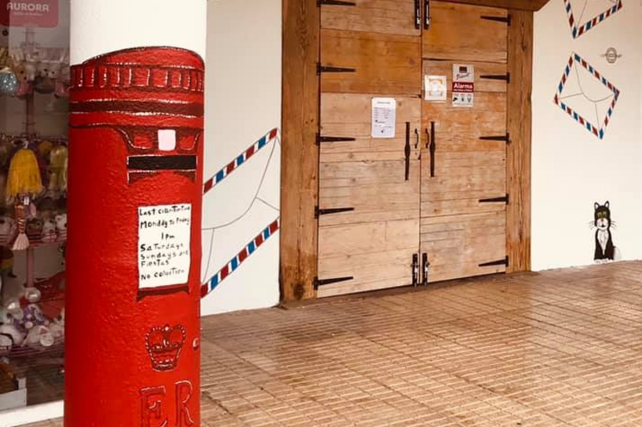 Letters R Us - Card Shop, Gift Shop & Post Office