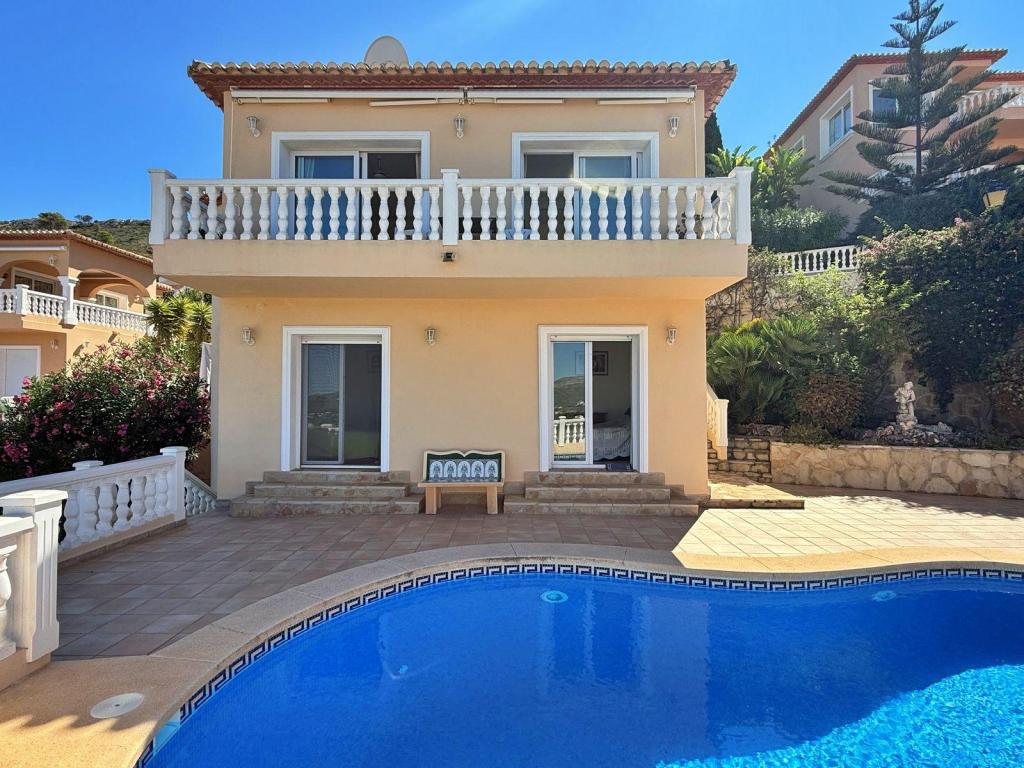 3 bed villa in Benitachell