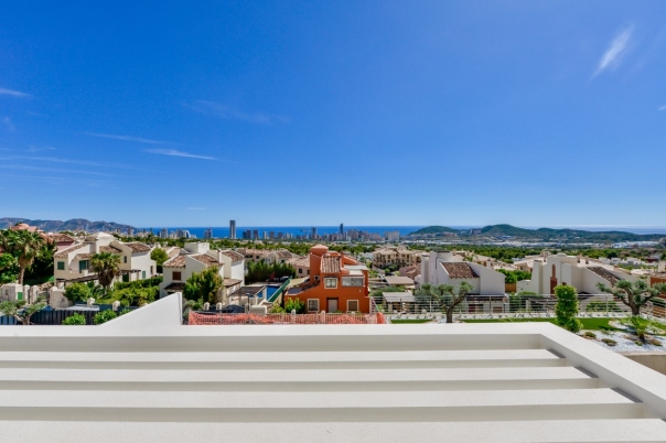 9 bed villa in Finestrat