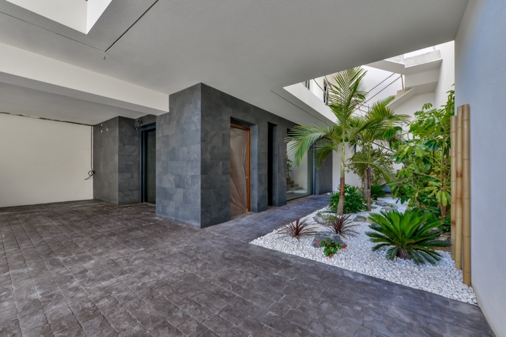 9 bed villa in Finestrat