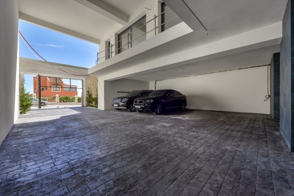 9 bed villa in Finestrat