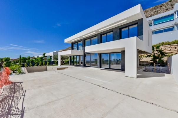 9 bed villa in Finestrat
