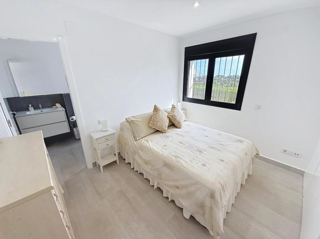 3 bed villas in Moraira