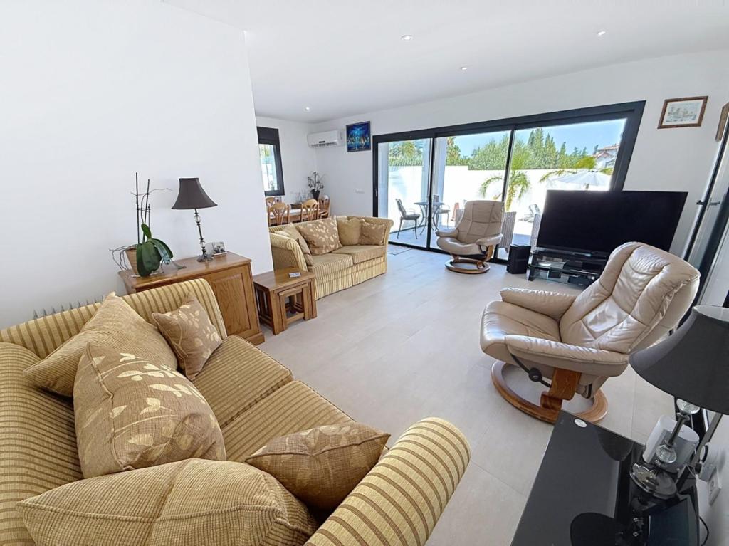 3 bed villas in Moraira
