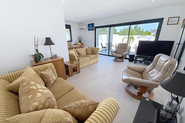 3 bed villas in Moraira