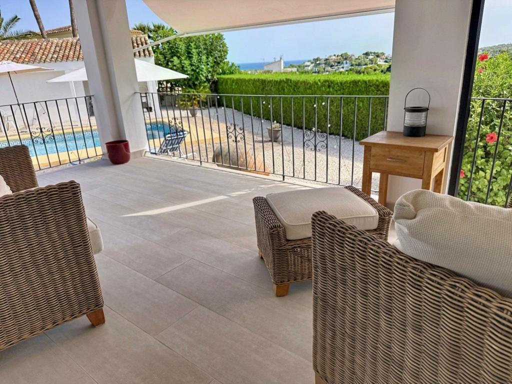 3 bed villas in Moraira