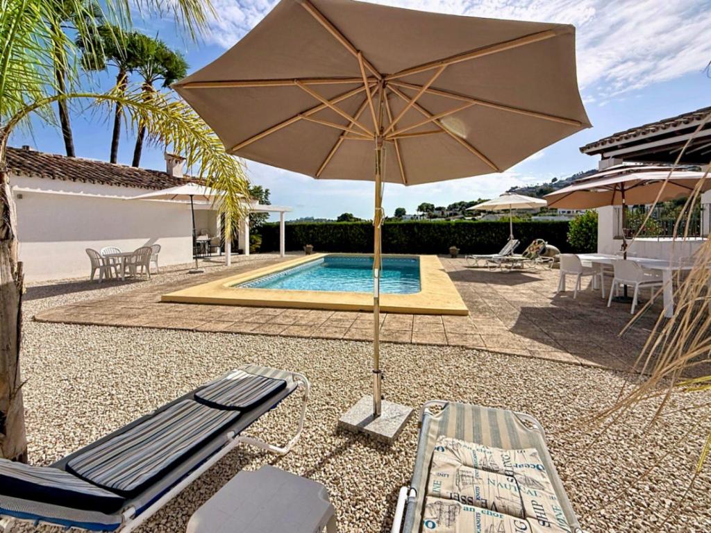 3 bed villas in Moraira